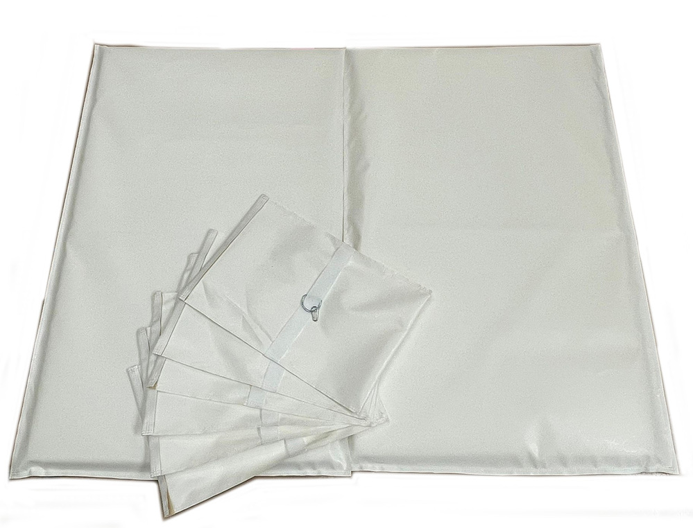 A25 2x 5ft Mats and 6x Sandbags - Accessories for Sale