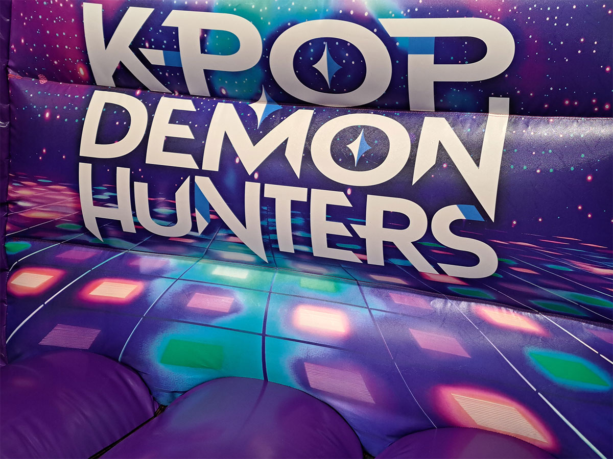 Thumbnail 1 — BC835 K-Pop Demon Hunters Castle - Bouncy Castle for Sale